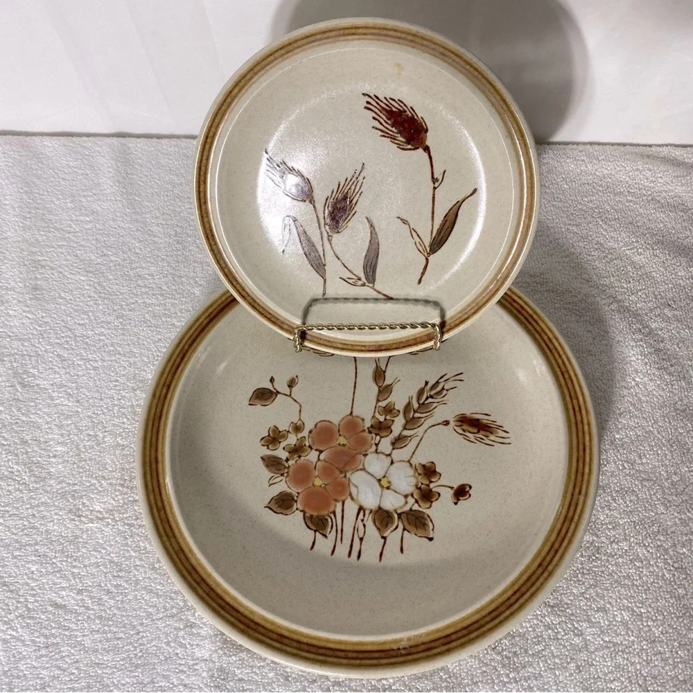 Vintage Countryside Maize & Autumn Song Dinner And Side Plates